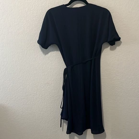 BABATON (Aritzia) Wallace Navy Short Sleeve Wrap Dress, Size XS - Picture 8 of 12